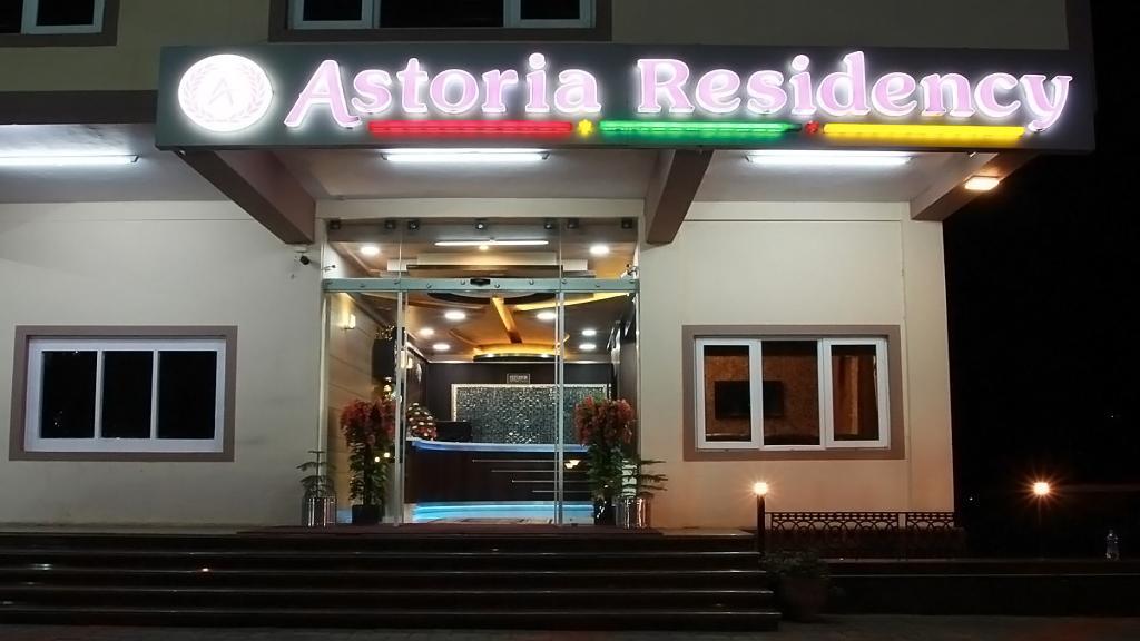 明星居住酒店 乌提 外观 照片